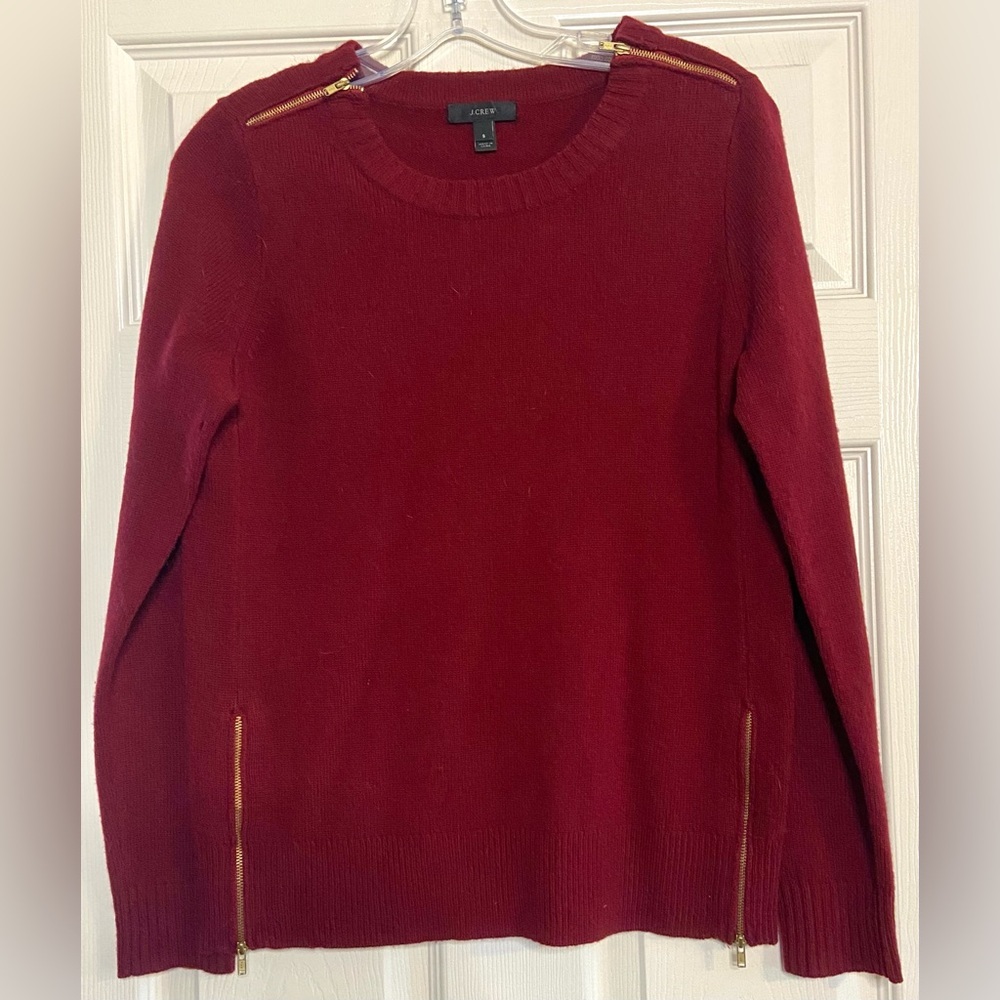 J. CREW Women’s Maroon Sz S Crew Neck Wool Sweater - Small Hole In Arm Pit